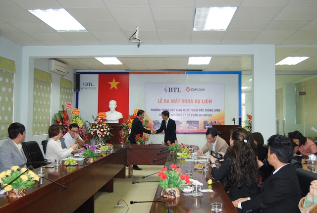 Hợp tác mở khoa Du lịch giữa trường Trung cấp Kinh tế Kỹ thuật Bắc Thăng Long và Zo Hotels - 2